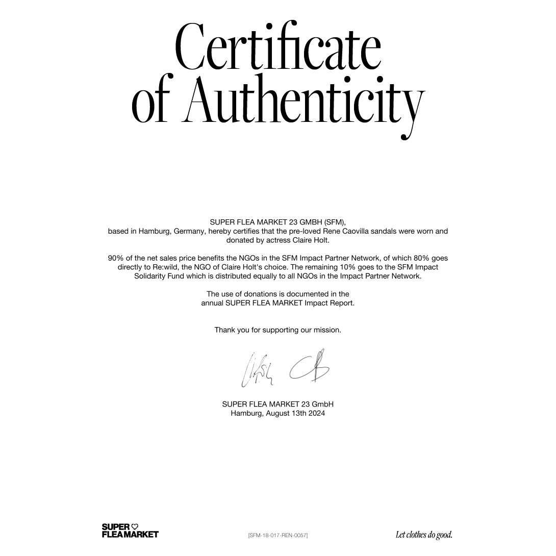 Square SFM  Certificate of Authenticity_Claire-Holt2